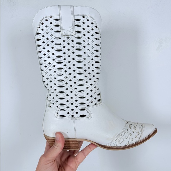 Nine West Shoes - Nine West Vintage White Cutout Heeled Boots, Size 7.5